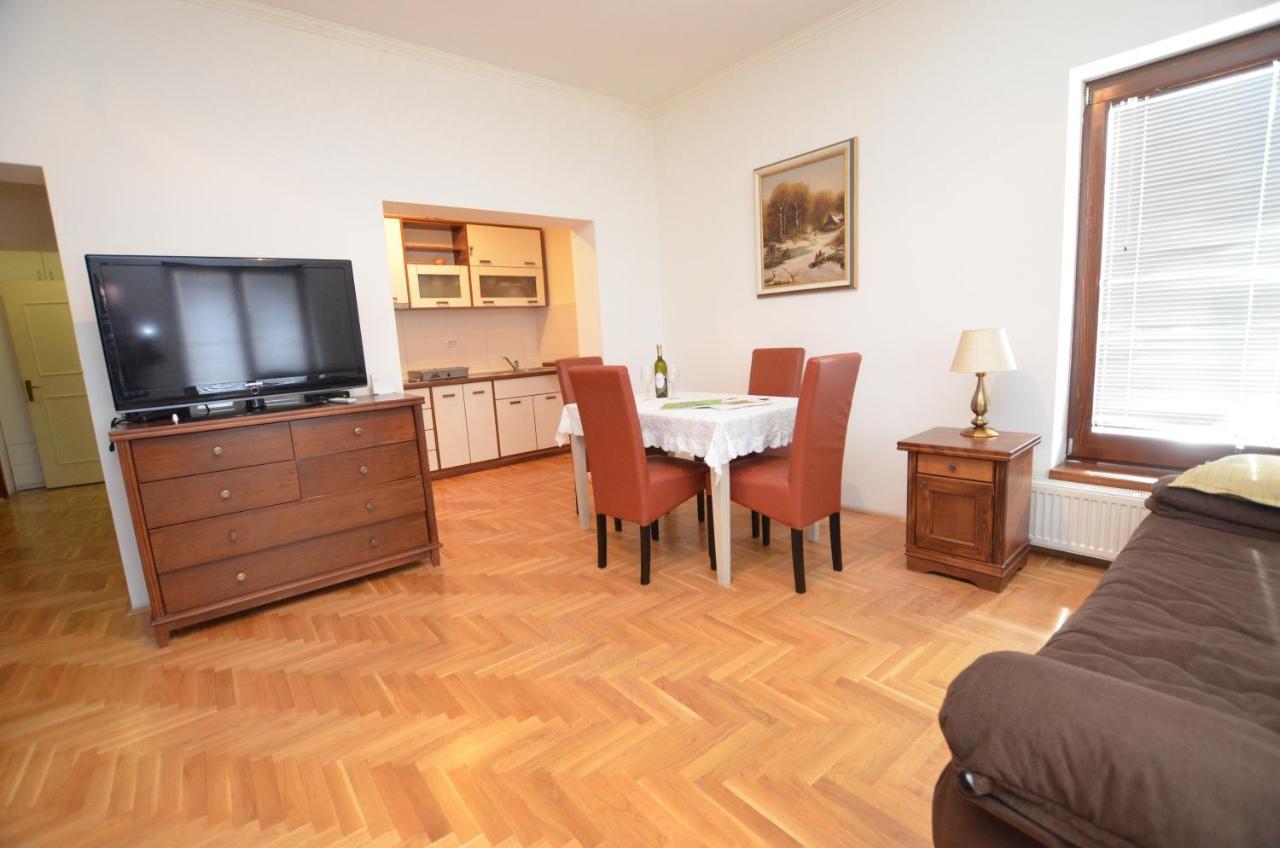 Mladenovic Apartment *